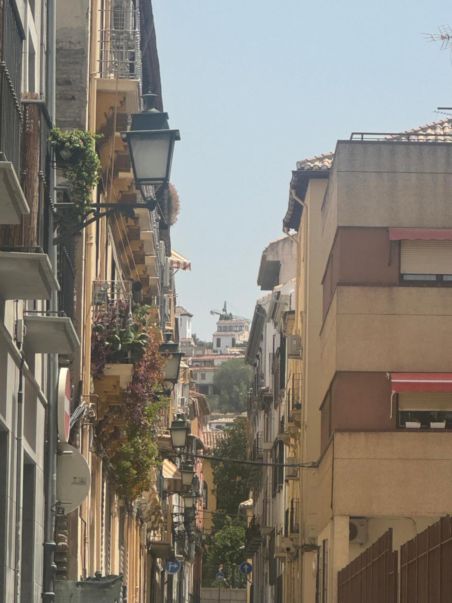 Parking Vigilado Gratis Pleno Centro,Cozy Apartment Granada Picon Center Exterior foto